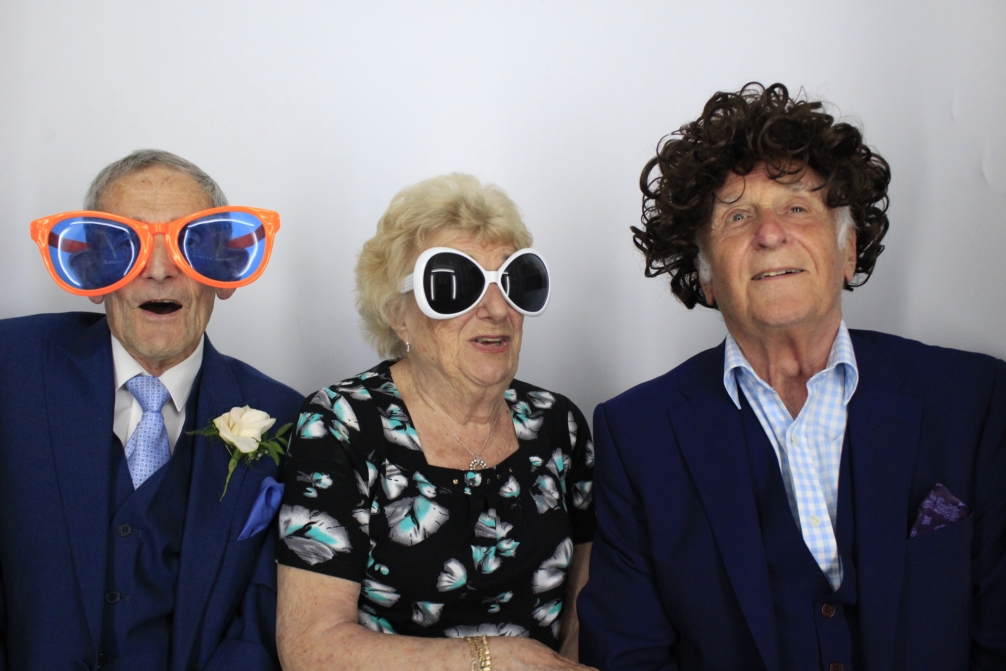 Mr & Mrs Hill's Wedding | View more photos from the event at gallery.myphotoboothexperience.co.uk/u/MyPhotoBoothExperienceLtd/Mr-Mrs-Hills-Wedding